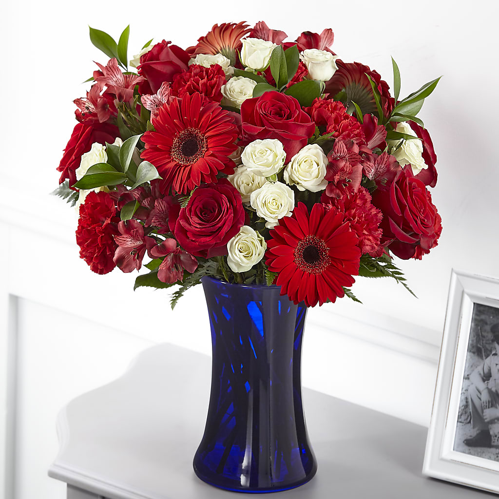 Hearts Embrace Bouquet – 256 Florals, Huntsville AL