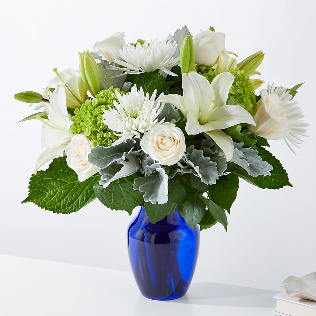 Snowy Dreams Bouquet – 256 Florals, Huntsville AL
