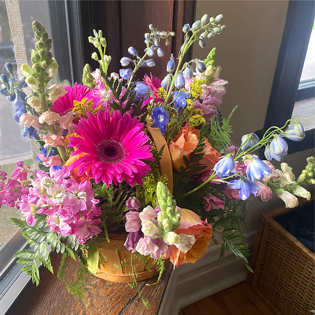 Garden of Life Basket –  256 Florals, Huntsville AL
