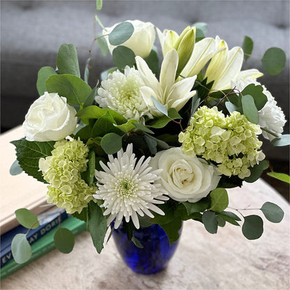 Snowy Dreams Bouquet –  256 Florals, Huntsville AL